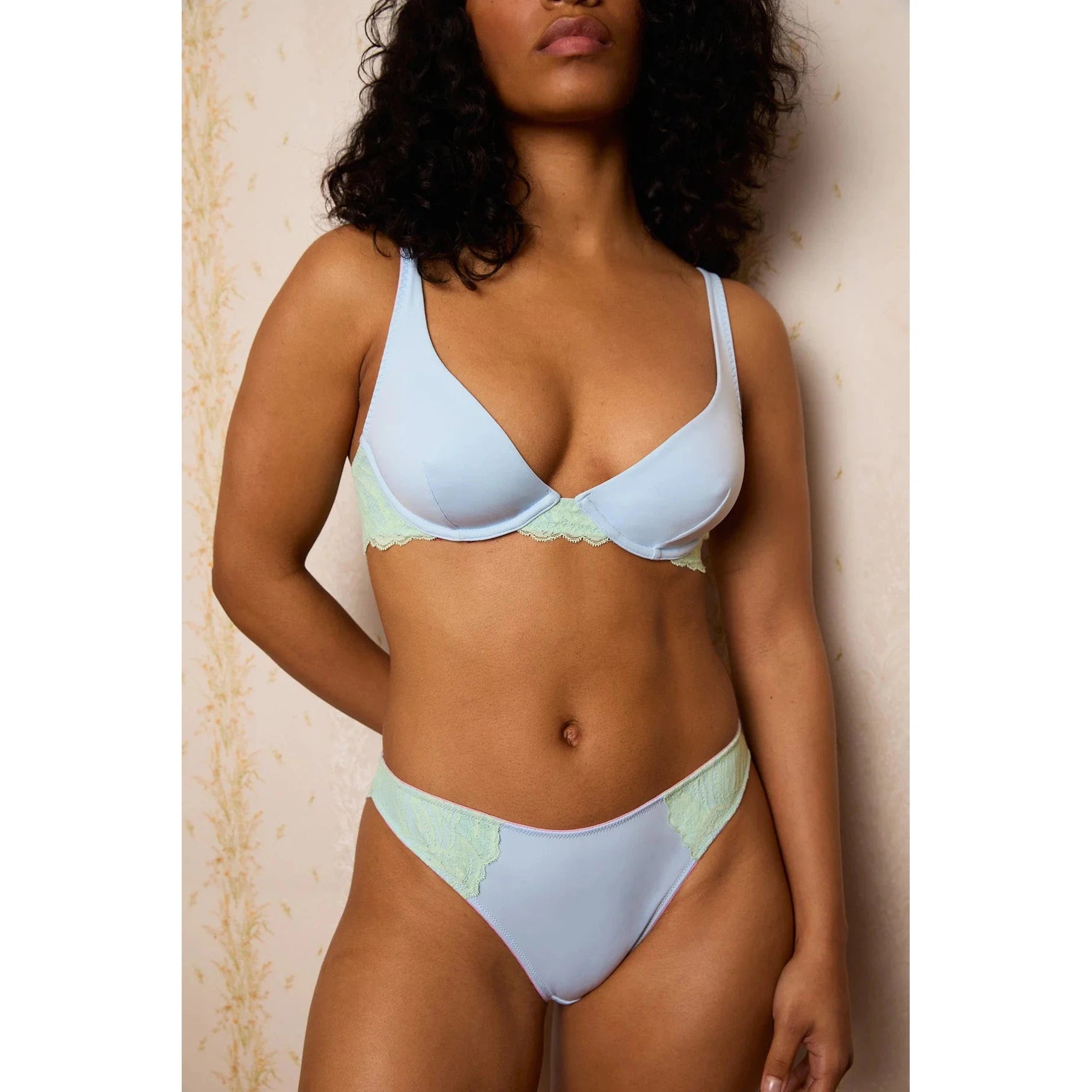 Joey Lace Knicker-Dora Larsen-1000 Palms