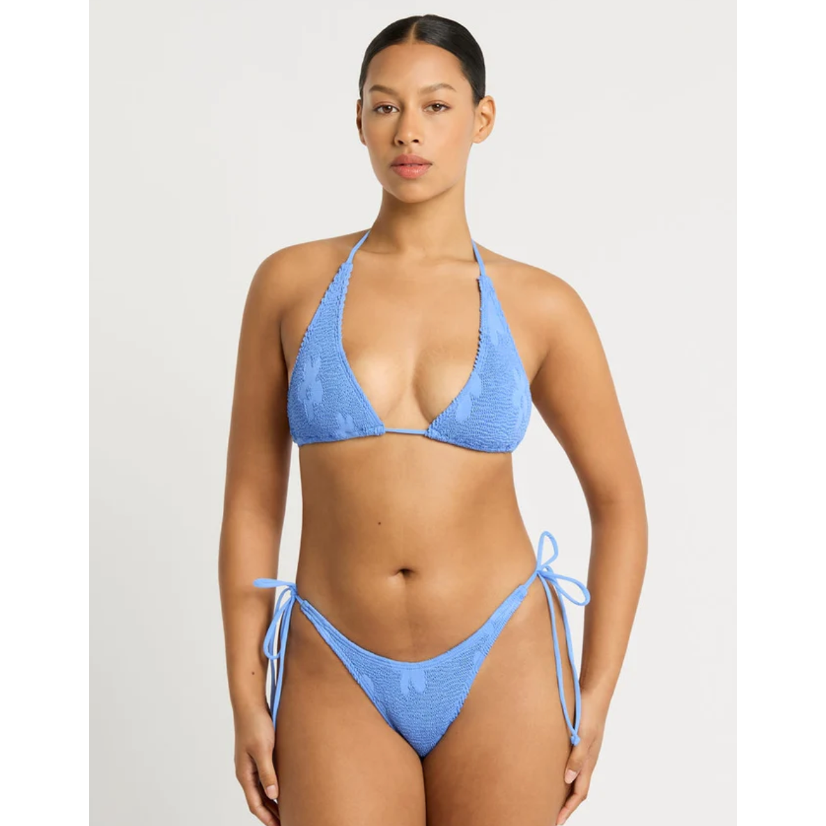 Serenity Brief-bond-eye-1000 Palms