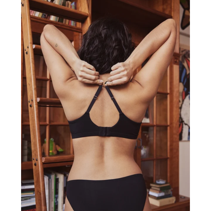 Lounge Bra Black-Embrace-1000 Palms
