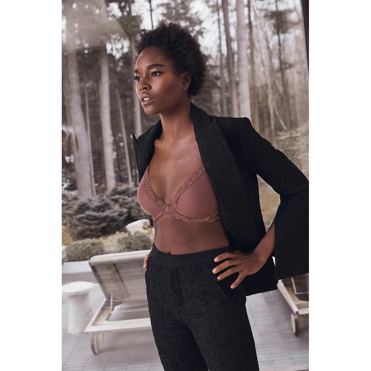 Feathers Plunge T-Shirt Bra-Natori-1000 Palms