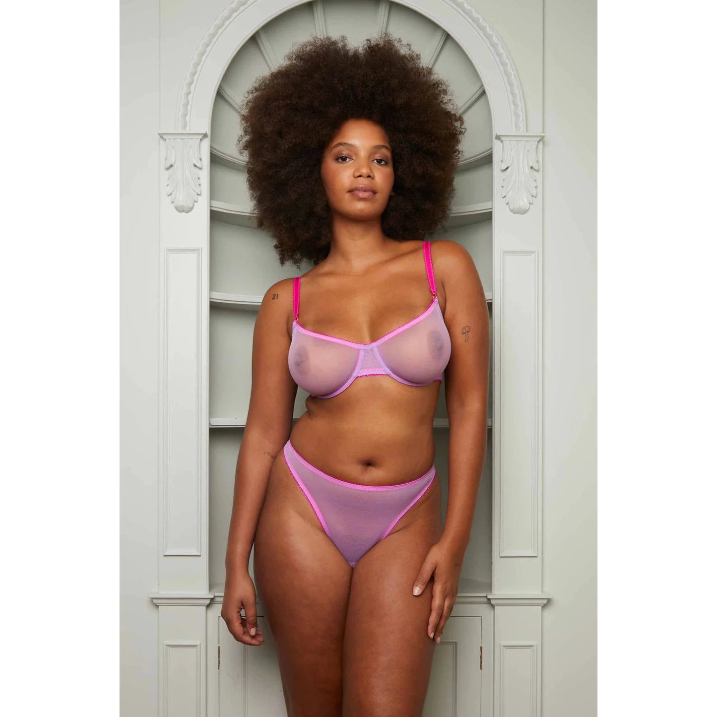 Bella Clean Tulle Underwire-Dora Larsen-1000 Palms