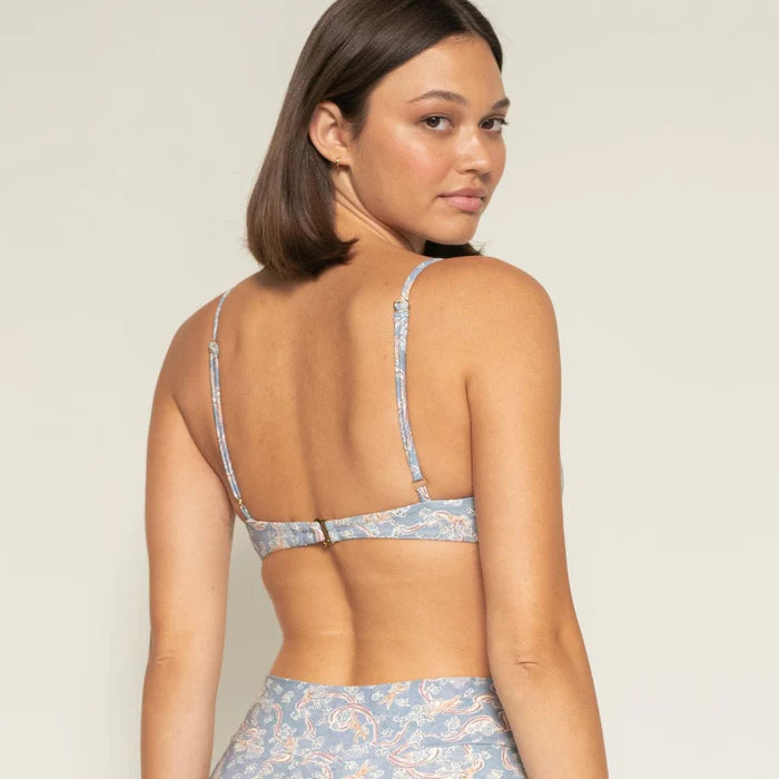 Lucy Top-Montce-1000 Palms