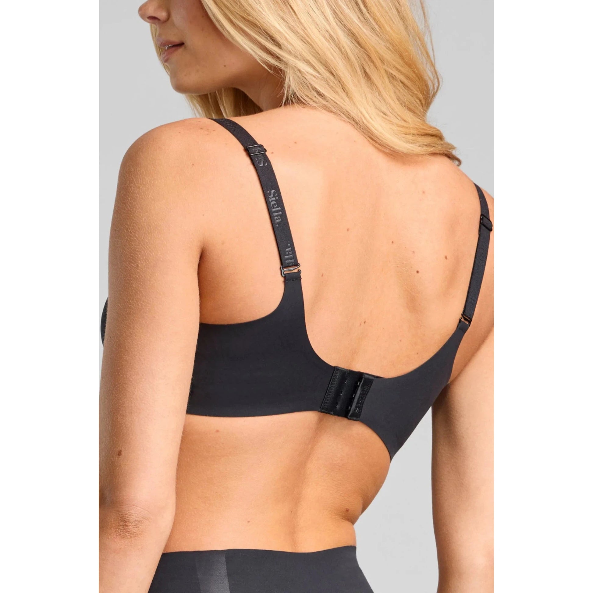 No Show V-Neck Bra-Siella-1000 Palms