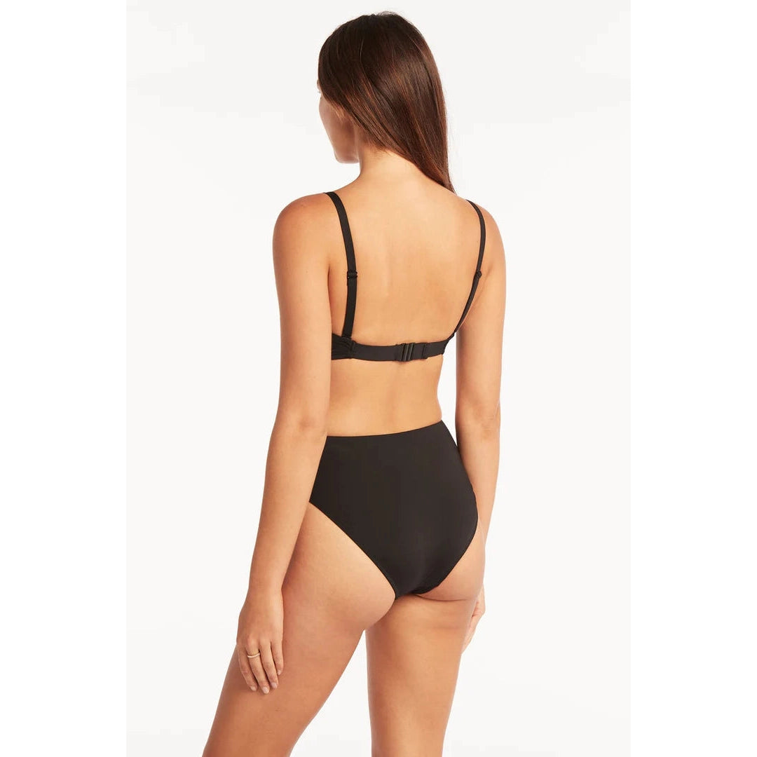 Essentials Twist Front DD/E Top-Sealevel-1000 Palms