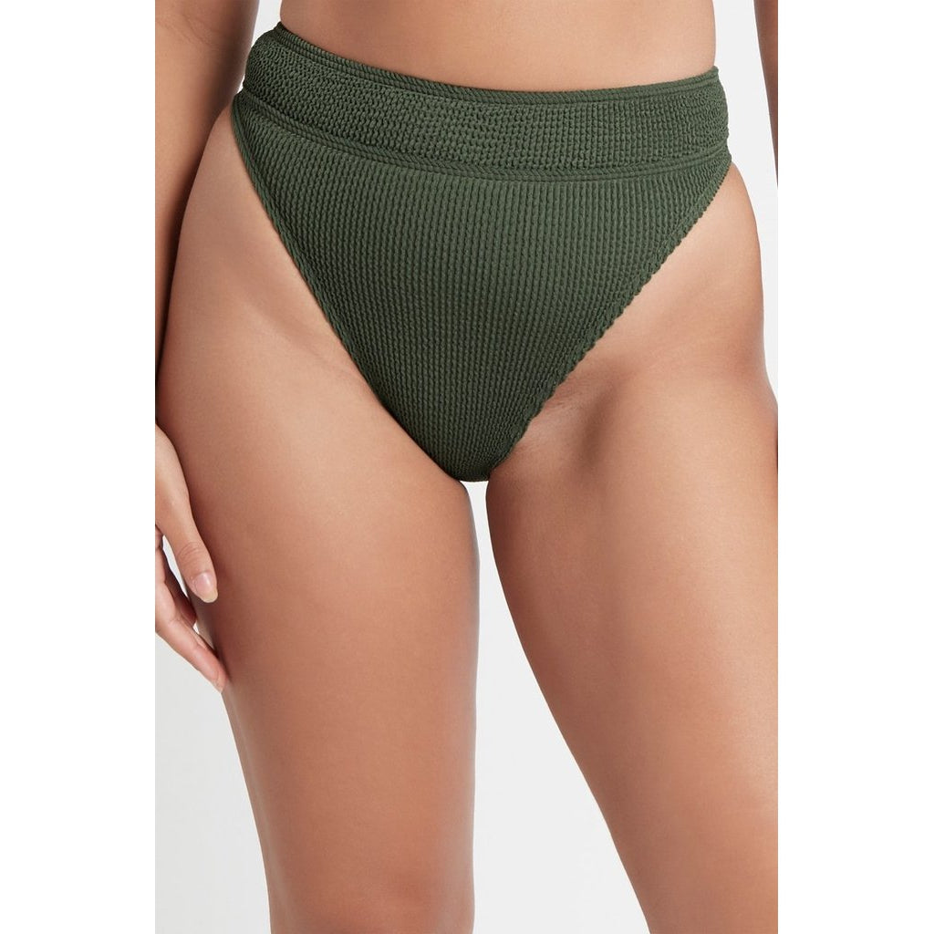 Savannah Eco Brief-bond-eye-1000 Palms