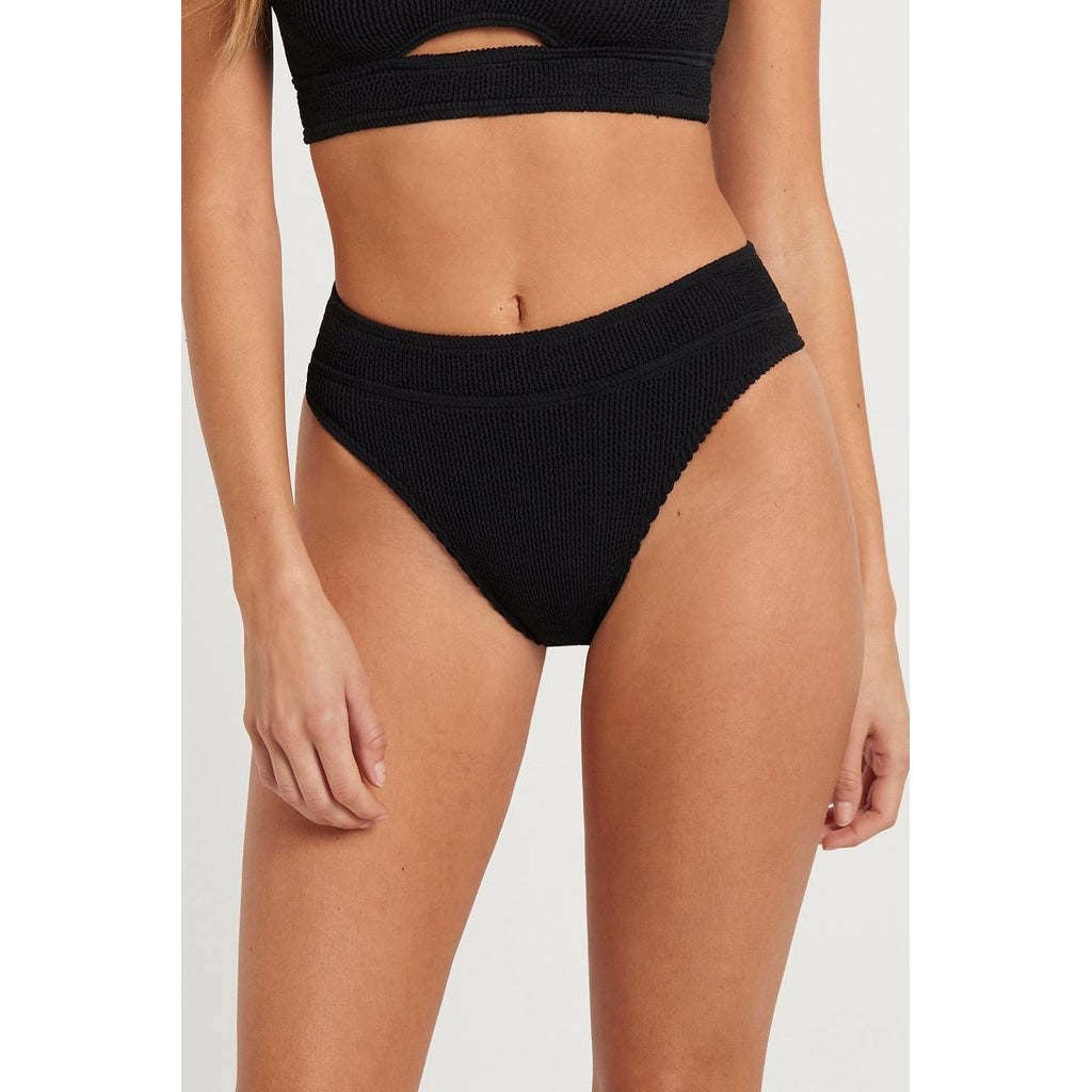 Savannah Eco Brief-bond-eye-1000 Palms