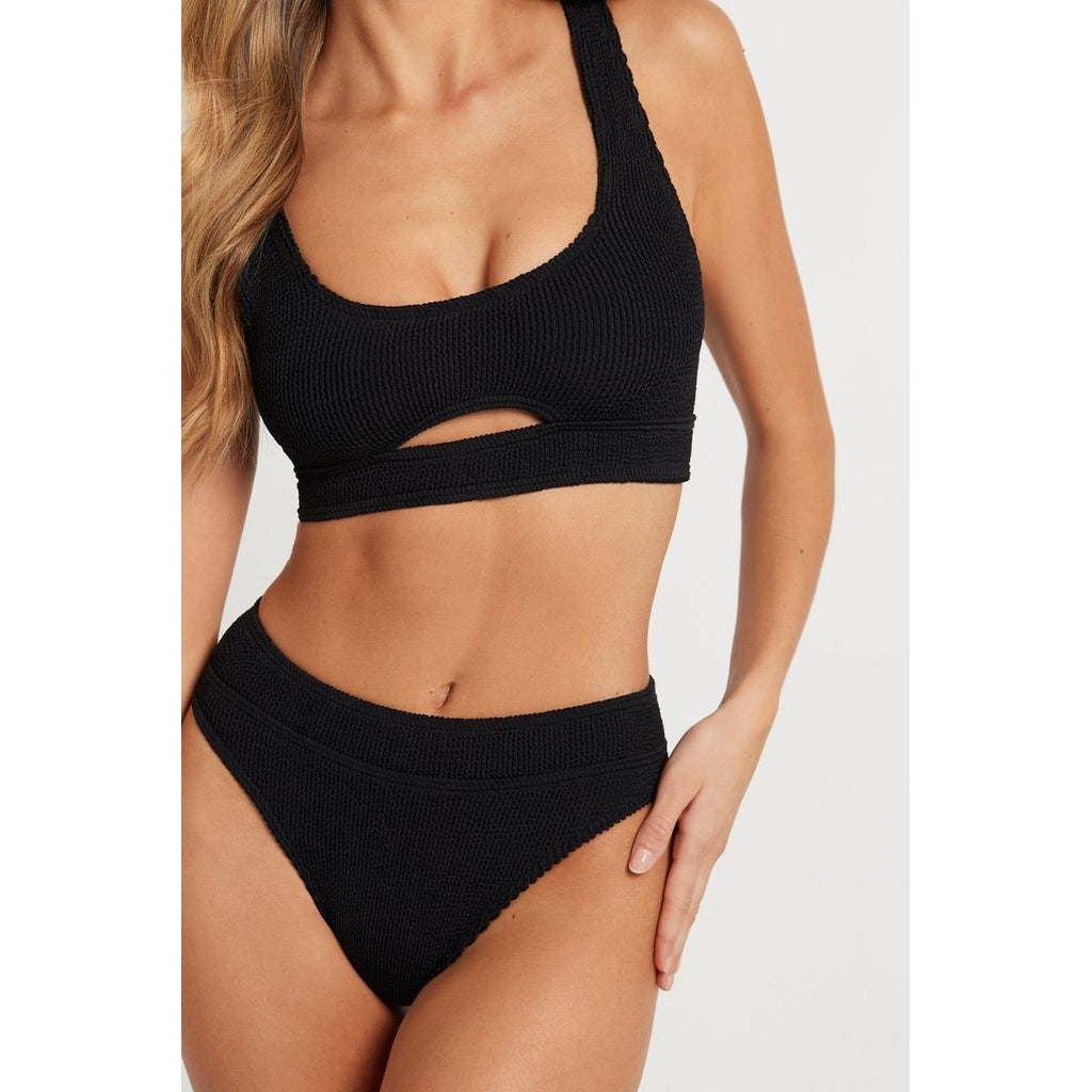 Savannah Eco Brief-bond-eye-1000 Palms