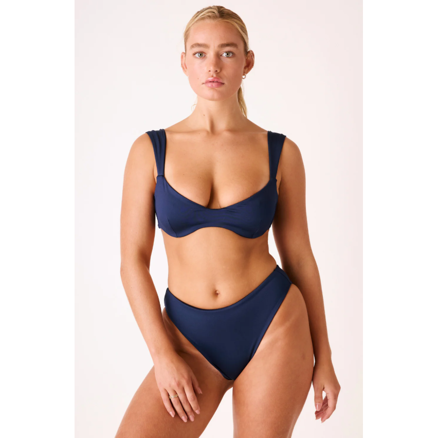 The High Leg Scrunch Bottom-Londre-1000 Palms