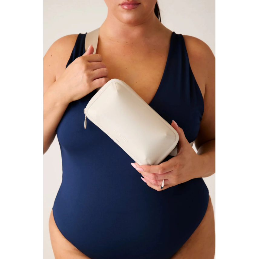 The Orea Water Proof Belt Bag-Londre-1000 Palms