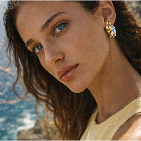 Two tone twisted earrings-Bizou-1000 Palms