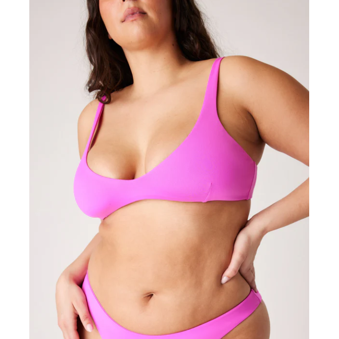 The Plunge Scoop Top Fuchsia-Londre-1000 Palms