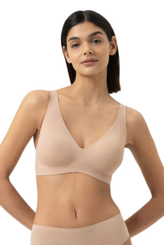 Simply better invisible Triangle Bra