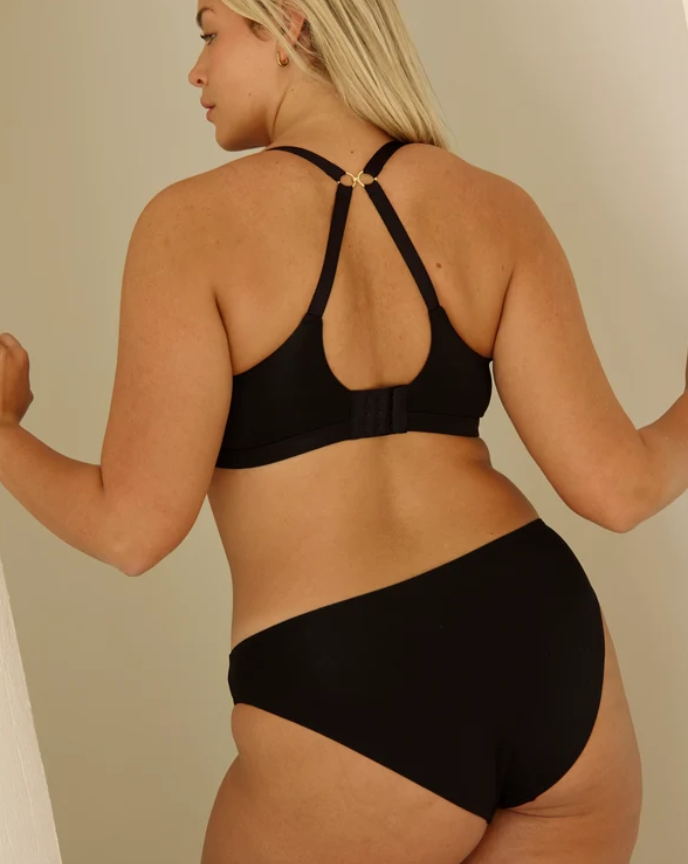Lounge Nursing Bra Black-Embrace-1000 Palms